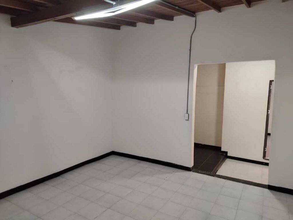 arriendo local en la 80 cerca 1791995125 7637 1394