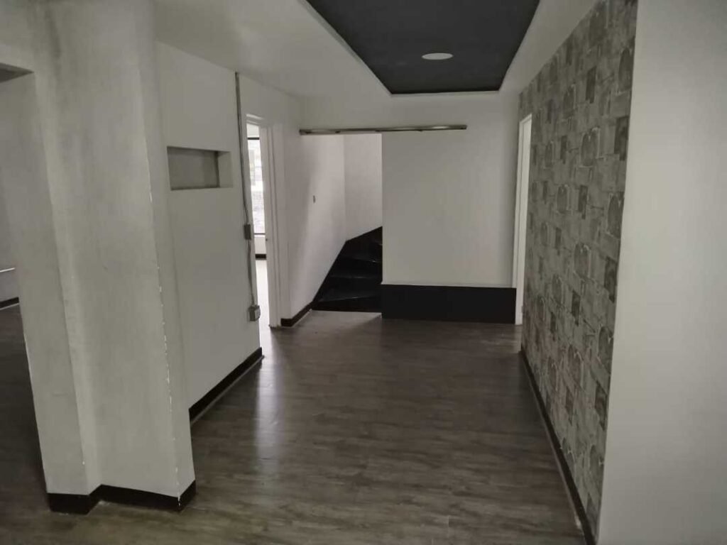 arriendo local en la 80 cerca 1791995132 7935 9304