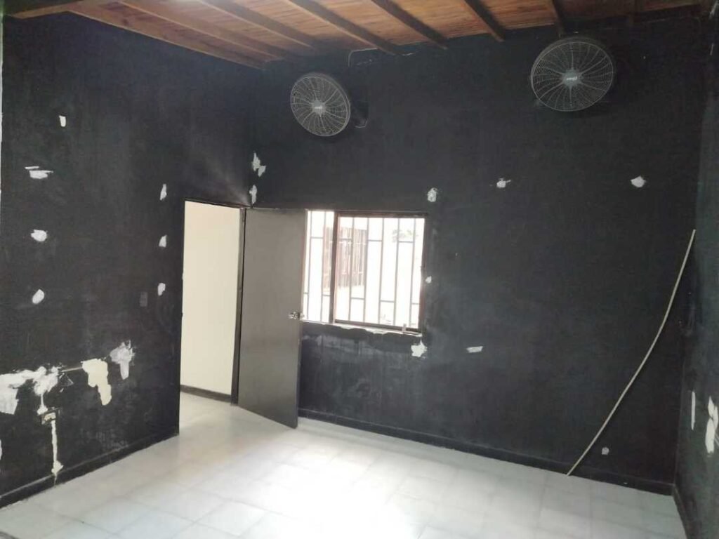 arriendo local en la 80 cerca 1791995141 2284 4112